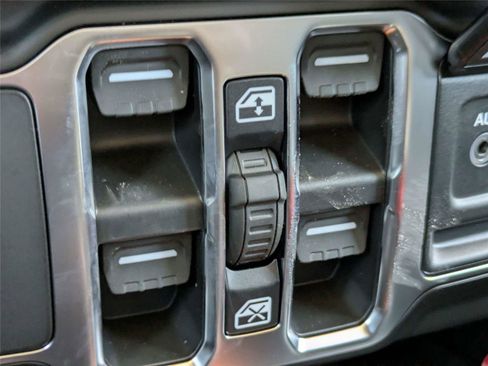 New 2026 Jeep Gladiator Sport AWD/4WD image 24
