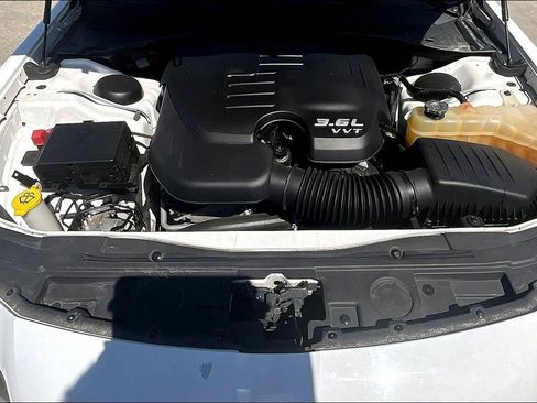 Used 2021 Chrysler 300 S image 11