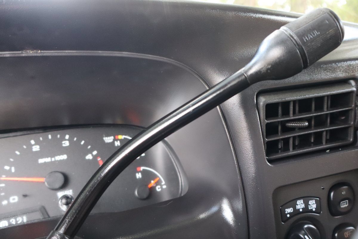 Used 2005 Ford Excursion Limited AWD/4WD image 34