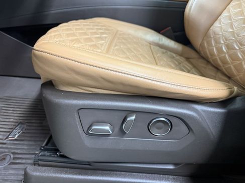 Used 2021 Cadillac Escalade ESV Sport w/ Driver Assist Tech Package image 12