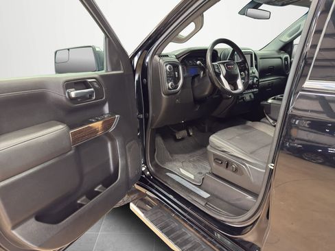 Used 2019 GMC Sierra 1500 SLE w/ SLE Value Package image 14