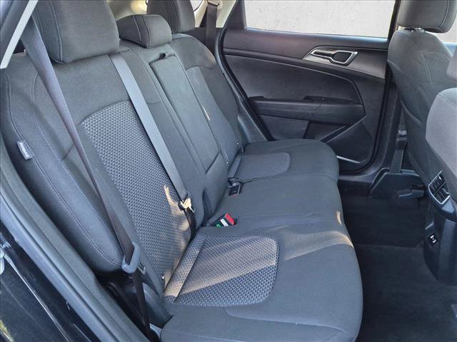 Used 2026 Kia Sportage LX FWD image 25