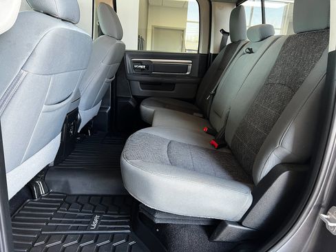 Used 2018 RAM 1500 Big Horn AWD/4WD image 24