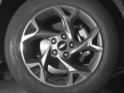 Used 2025 Chevrolet Trax LT image 13