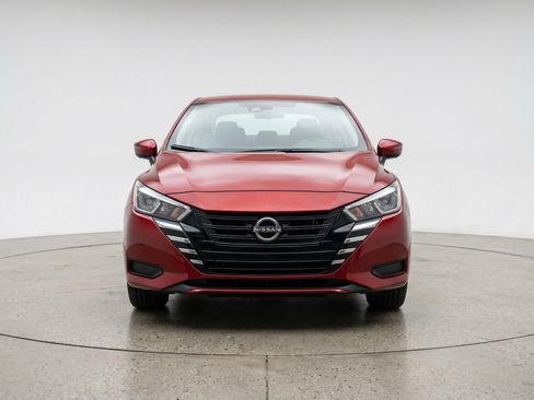 Used 2025 Nissan Versa SV FWD image 2