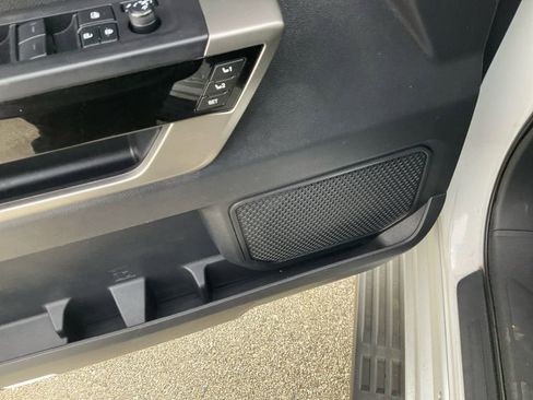 Used 2023 Toyota Sequoia Limited image 13