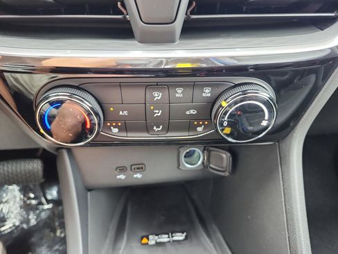 New 2026 Buick Encore GX Sport Touring w/ Advanced Technology Package image 15