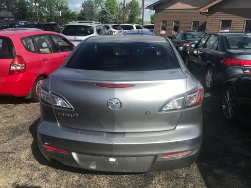 Used 2013 MAZDA MAZDA3 i SV image 11