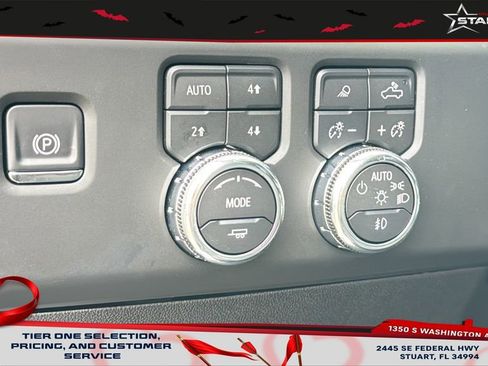 New 2026 GMC Sierra 2500 Denali w/ Denali Reserve Package image 19