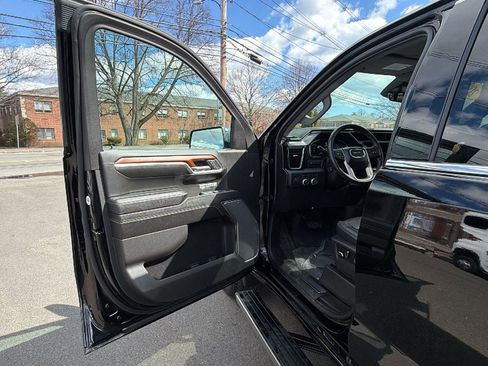 Used 2023 GMC Sierra 1500 Denali w/ Denali Reserve Package image 12