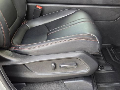 Used 2025 Honda Pilot TrailSport image 28