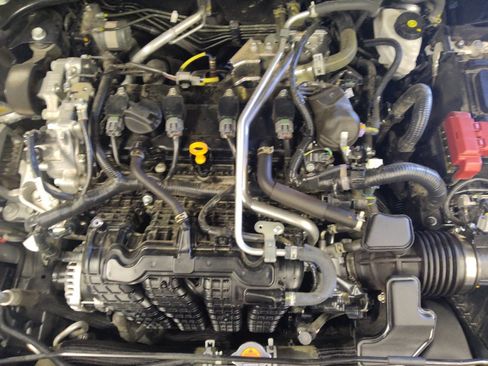 Used 2025 Nissan Altima 2.5 SV FWD image 30