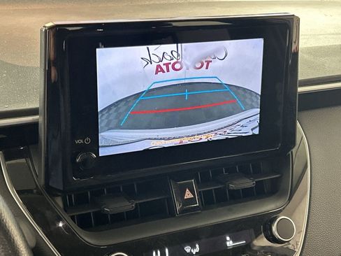 Used 2024 Toyota Corolla LE image 17