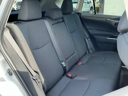 Used 2022 Toyota RAV4 LE FWD image 22