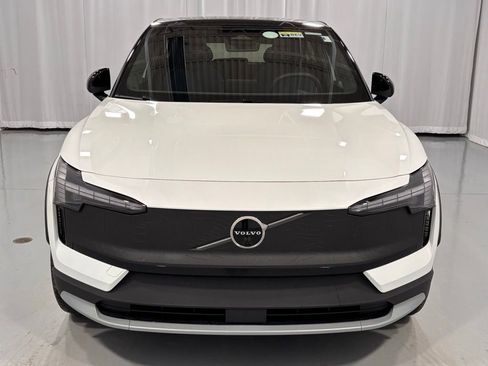 New 2026 Volvo EX30 Cross Country Ultra w/ Protection Package image 3