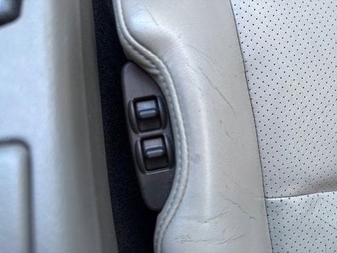 Used 2005 Nissan 350Z Touring image 19