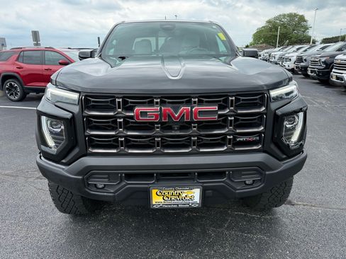 Used 2024 GMC Canyon AT4X w/ AT4X AEV Edition AWD/4WD image 11