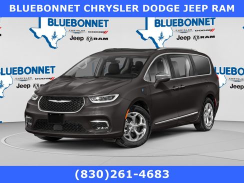 Used 2021 Chrysler Pacifica Touring-L FWD image 1