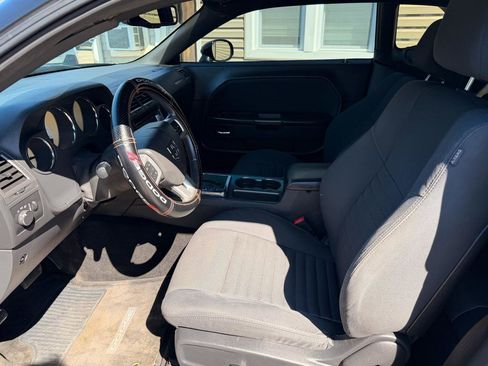 Used 2014 Dodge Challenger SXT w/ Super Sport Group (SS/T) image 18