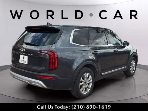 Used 2022 Kia Telluride LX image 17