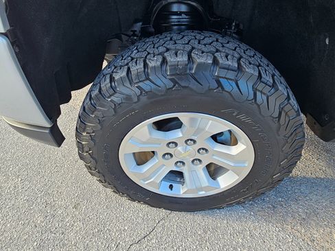 Used 2016 Chevrolet Silverado 1500 LT image 10