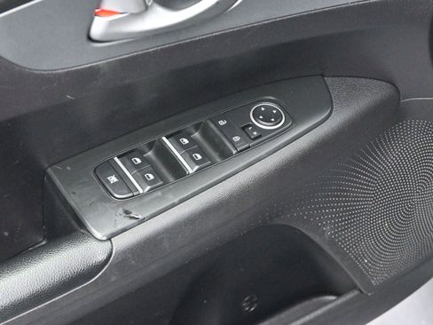 Used 2021 Kia Forte LXS image 11