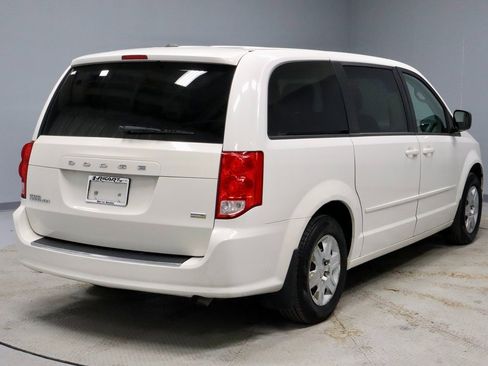 Used 2012 Dodge Grand Caravan SE image 9