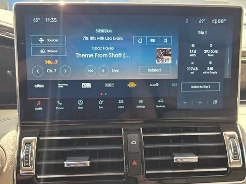 Used 2024 Lincoln Navigator Reserve AWD/4WD image 28
