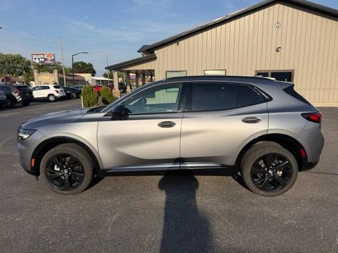 Used 2022 Buick Envision Preferred FWD image 2