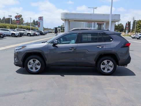 Used 2025 Toyota RAV4 XLE AWD/4WD image 12