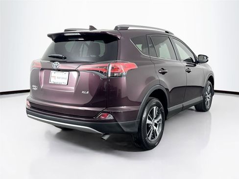 Used 2017 Toyota RAV4 XLE image 10