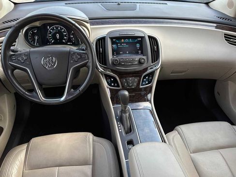 Used 2015 Buick LaCrosse Premium image 16