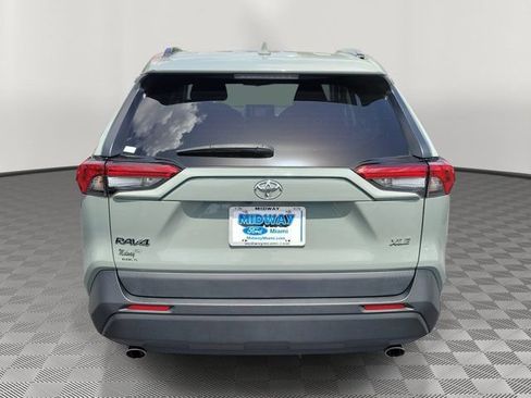 Used 2023 Toyota RAV4 XLE w/ Convenience Package FWD image 5