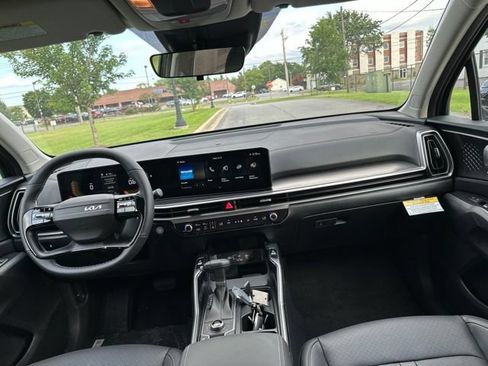 New 2026 Kia Sorento S AWD/4WD image 16