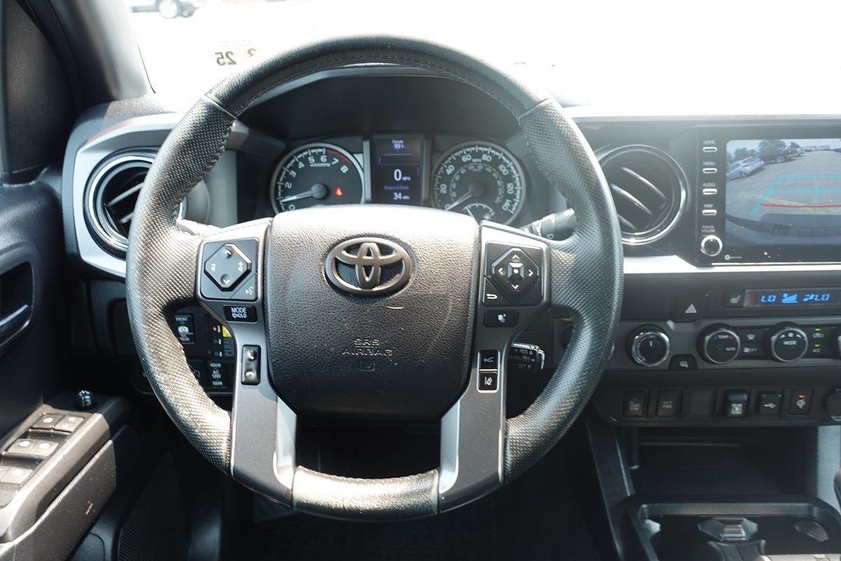 Used 2020 Toyota Tacoma TRD Off-Road AWD/4WD image 42