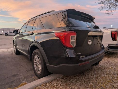 Used 2023 Ford Explorer XLT w/ Class IV Trailer Tow Package image 6