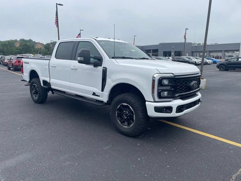 Used 2025 Ford F350 XLT w/ Black Appearance Package AWD/4WD image 3