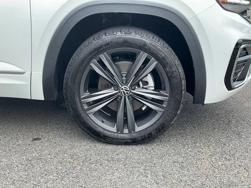 Used 2022 Volkswagen Atlas Cross Sport SEL R-Line AWD/4WD image 21