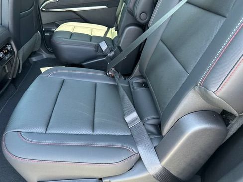 New 2026 Chevrolet Traverse Z71 w/ Enhanced Driving Package AWD/4WD image 22