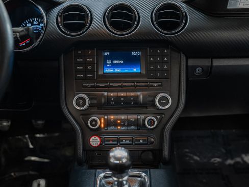 Used 2017 Ford Mustang Coupe image 23