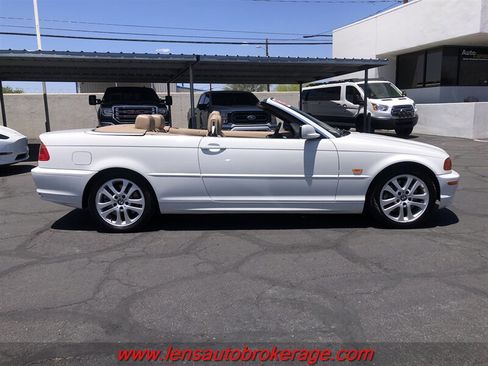 Used 2003 BMW 330Ci Convertible RWD image 2