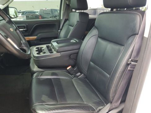 Used 2015 Chevrolet Silverado 2500 LTZ AWD/4WD image 24