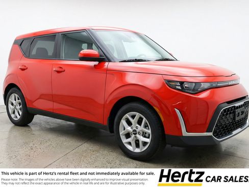 Used 2025 Kia Soul LX w/ LX Technology Package image 1