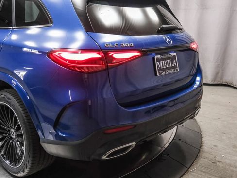 Certified 2023 Mercedes-Benz GLC 300 GLC 300 w/ AMG Line image 8