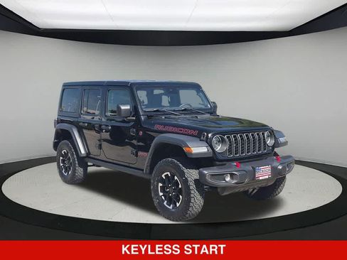Used 2025 Jeep Wrangler Unlimited Rubicon AWD/4WD image 8