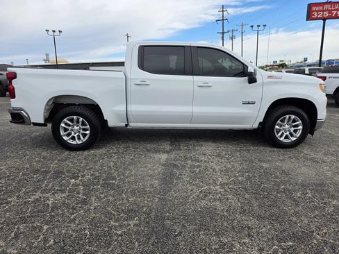 Used 2024 Chevrolet Silverado 1500 LT w/ Z71 Off-Road Package AWD/4WD image 8
