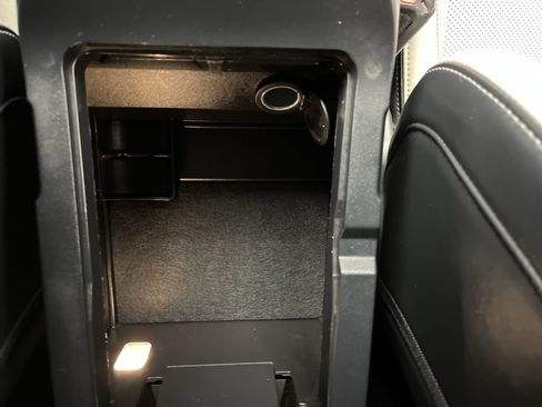 Used 2024 Ford Mustang Premium image 27