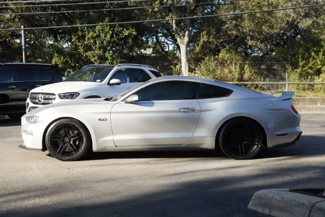 Used 2019 Ford Mustang GT w/ GT Performance Package RWD image 6