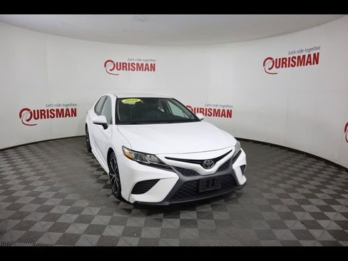 Used 2020 Toyota Camry SE FWD image 15