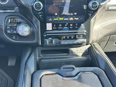 Used 2024 RAM 1500 Limited AWD/4WD image 17